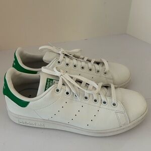 Adidas Originals Stan Smith Leather Sneakers. White/green size 7. Good shape.